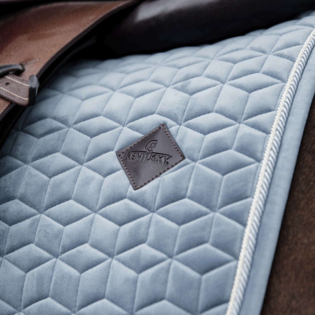 Kentucky Horsewear Mantilla de Salto Velvet Azul claro