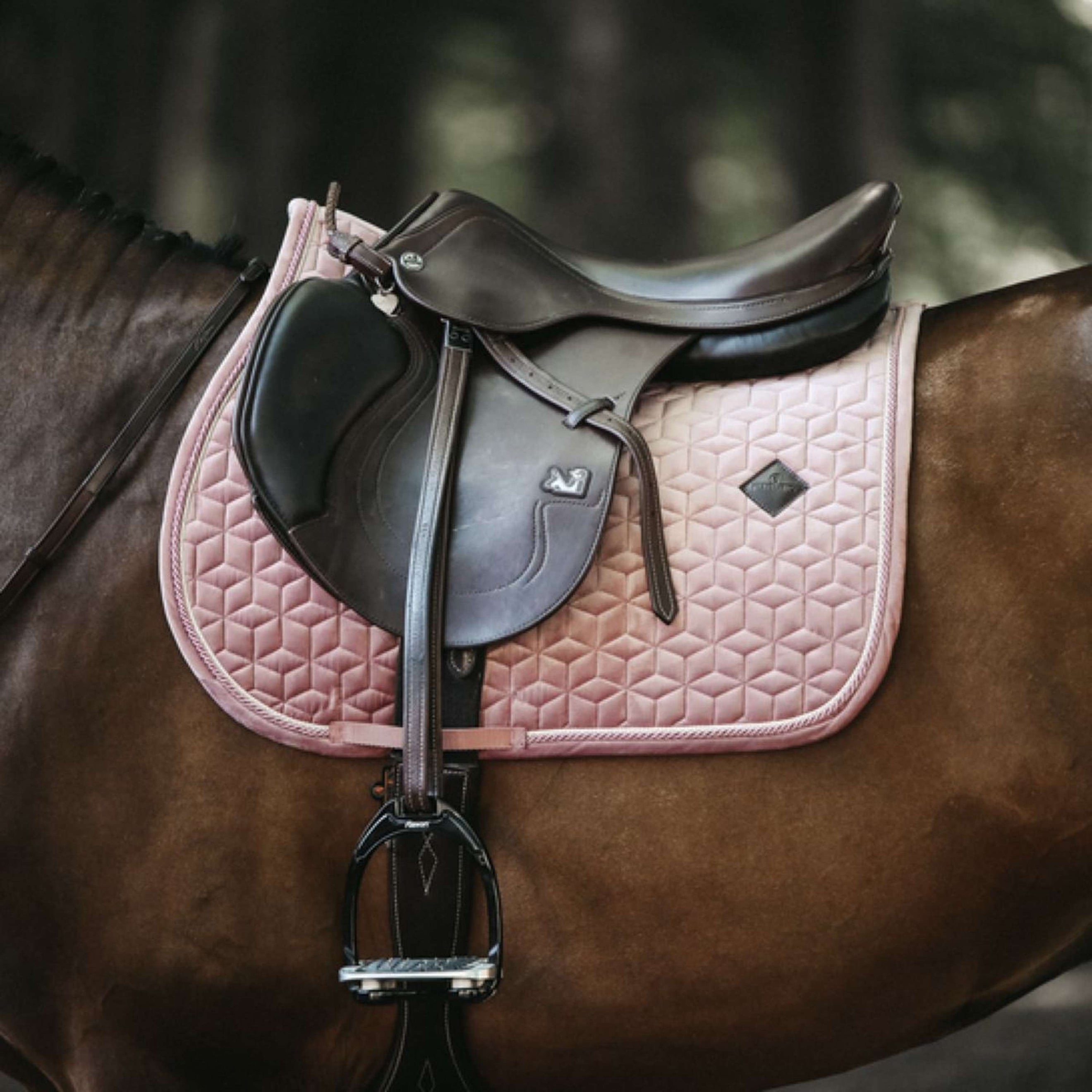 Kentucky Horsewear Mantilla de resorte Velvet Old Rose Kentucky Horsewear Mantilla de resorte Velvet Old Rose