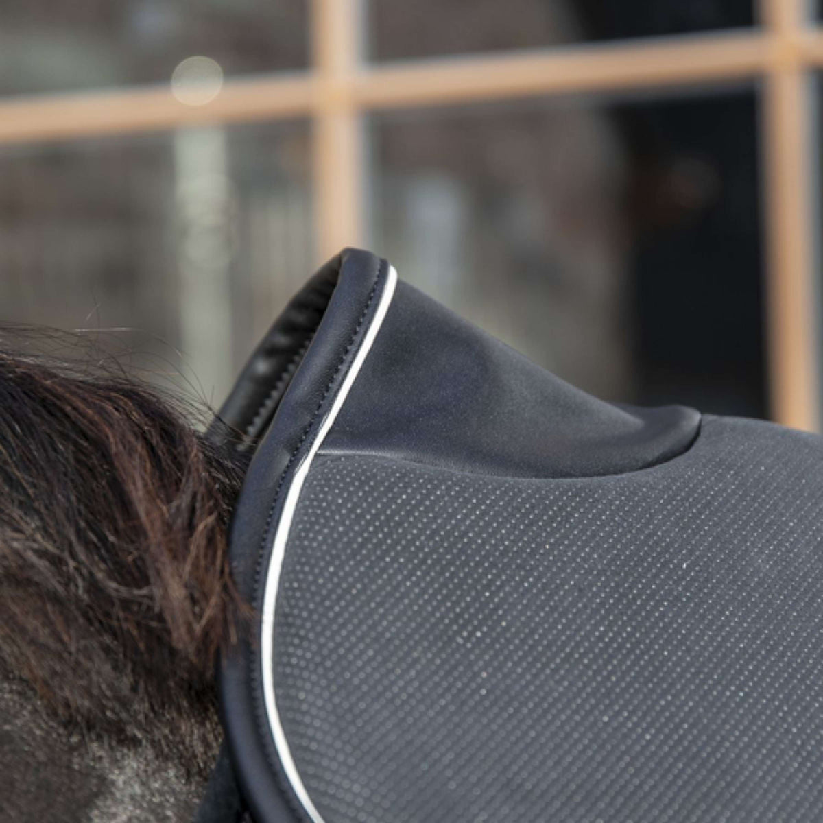 Kentucky Horsewear Mantilla Halfpad Negro/Blanco