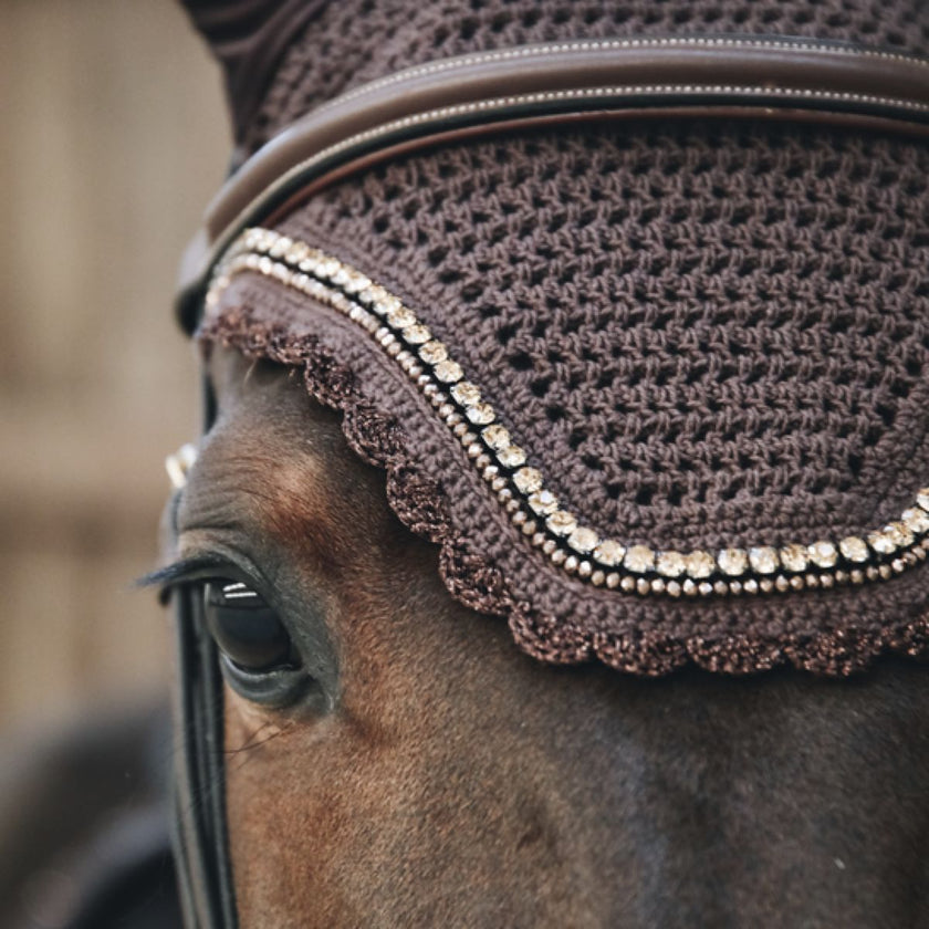 Kentucky Horsewear Cubre orejas Wellington Stone & Pearl Soundless Marron