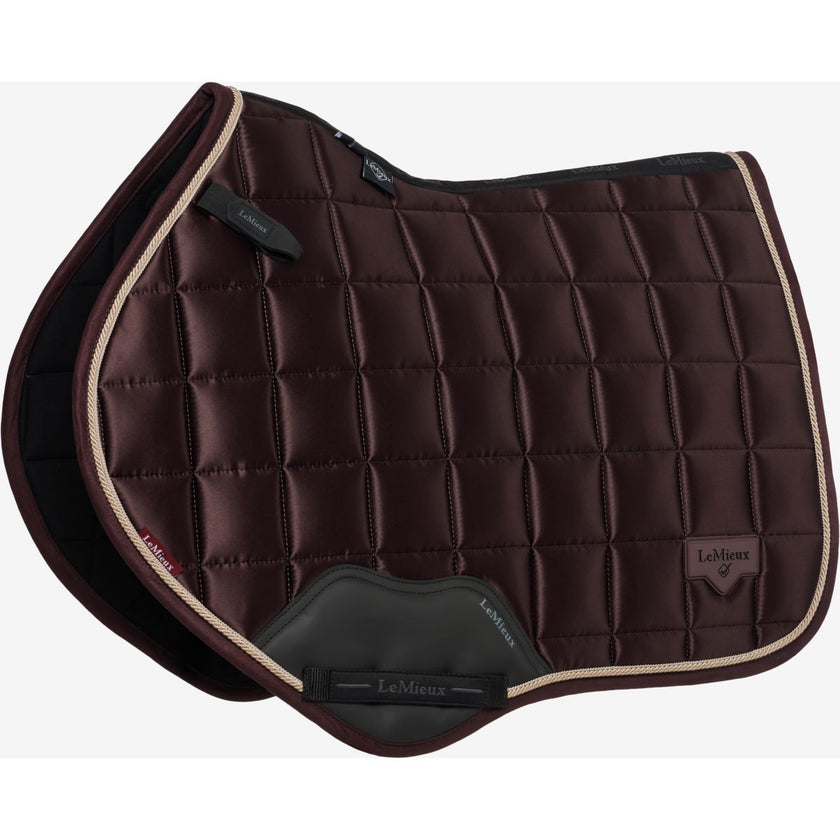 LeMieux Mantilla Loire Classic saltando Color ES: Ciruela LeMieux Mantilla Loire Classic saltando Color ES: Ciruela