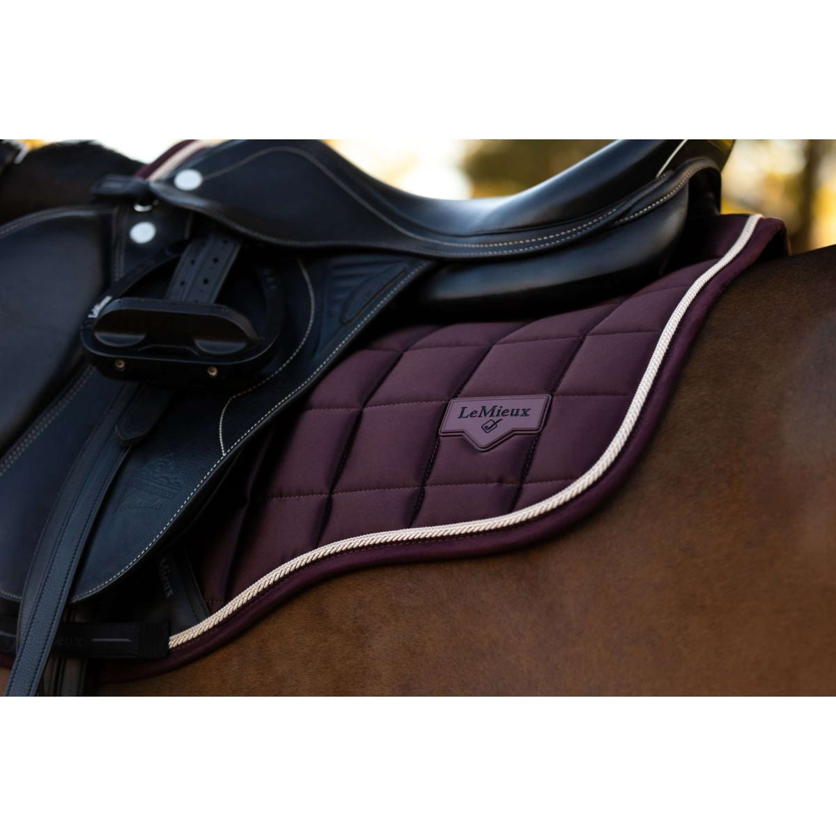 LeMieux Mantilla Loire Classic Propósito general Color ES: Ciruela