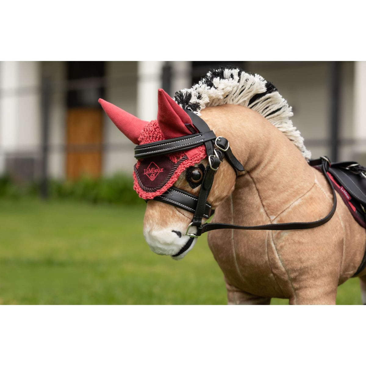 LeMieux Toy Pony Red de Orejas Cranberry