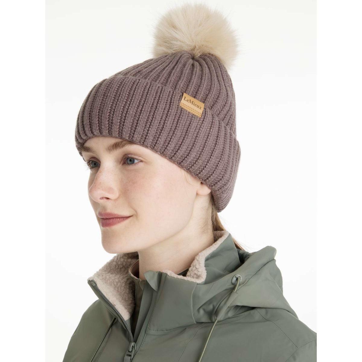 LeMieux Beanie Clara Rib Nogal
