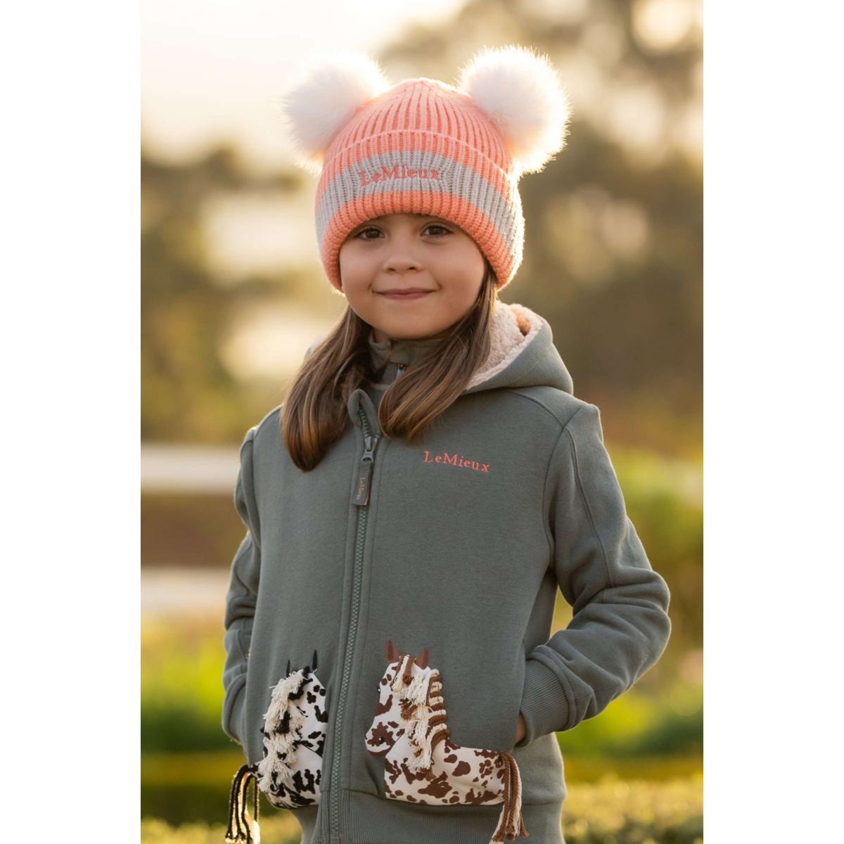 LeMieux Beanie Mini Double Pom Niños Peach Punch