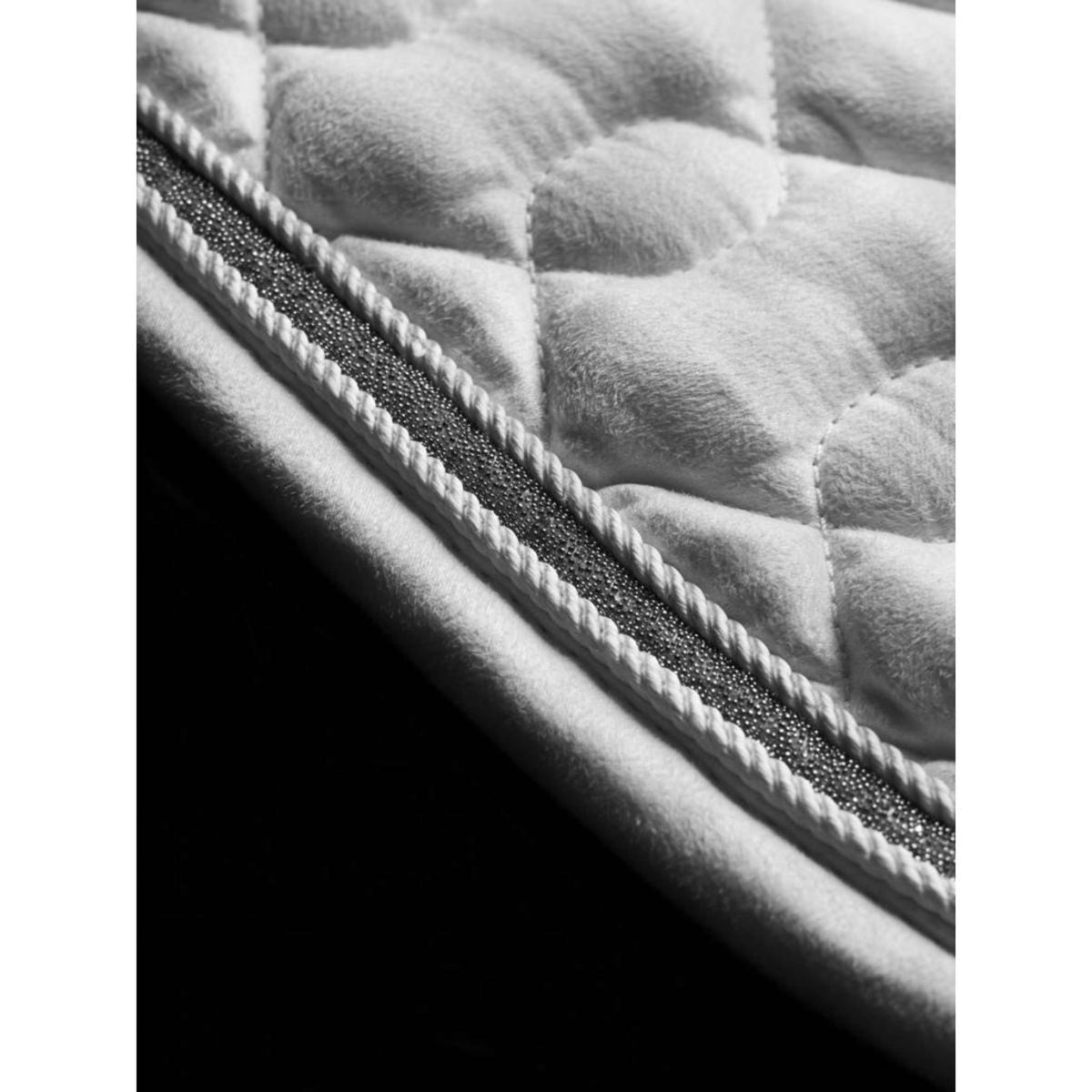 LeMieux Mantilla Crystal Contacto Cercano de Gamuza Blanco