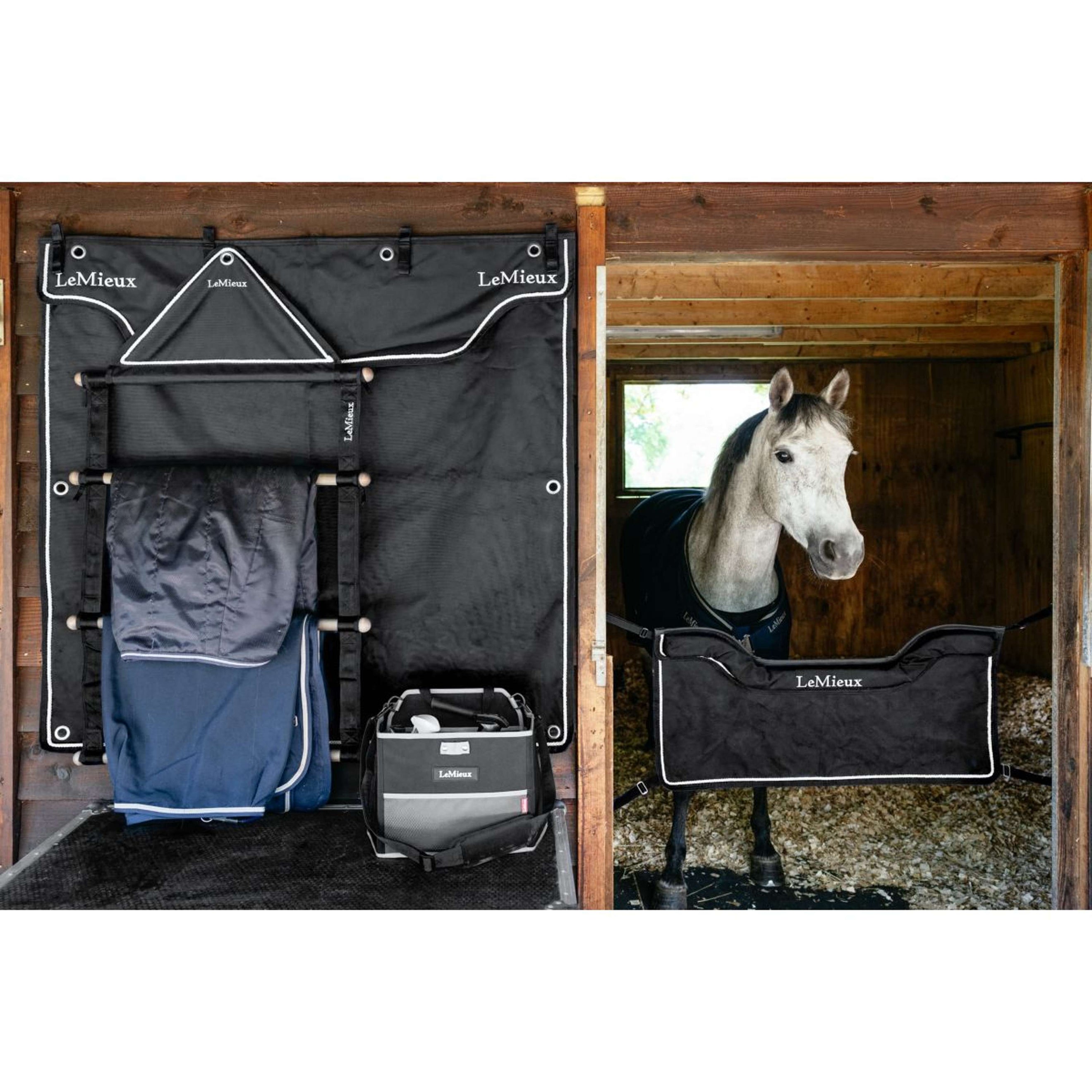 LeMieux Stable Guard Negro LeMieux Stable Guard Negro