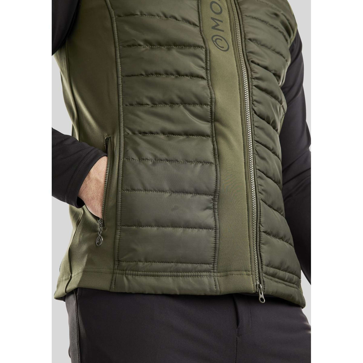 Montar Chaleco MoEmanuel Olive