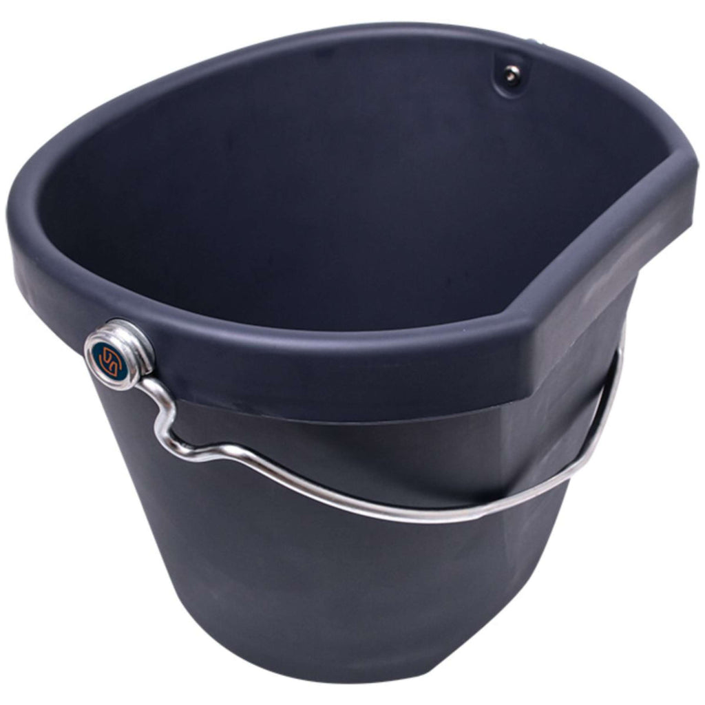 One Equestrian Cubo Marino