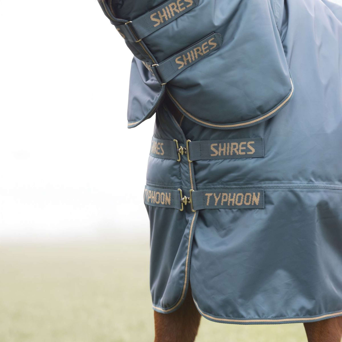 Tempest Manta de Invierno Turnout Typhoon Combo 200g Verde
