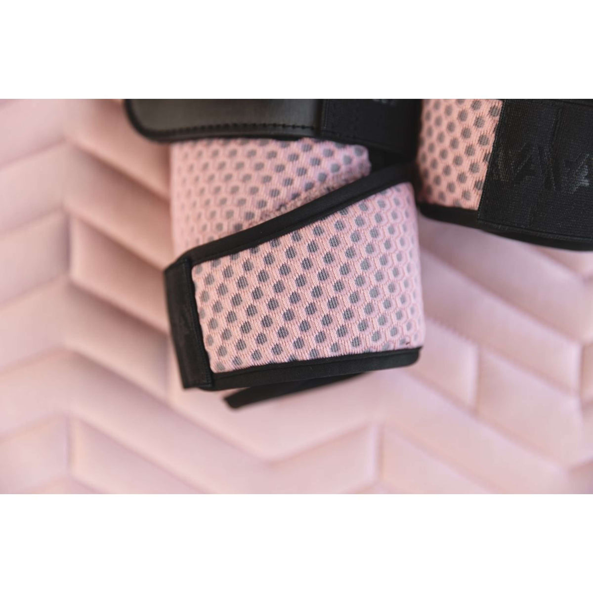ANKY Protectores de piernas AW25 3D Mesh Bridal Rose