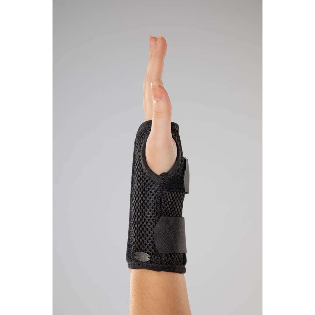 Back on Track Protectores de muñeca Carpus I Con costilla a la derecha Negro