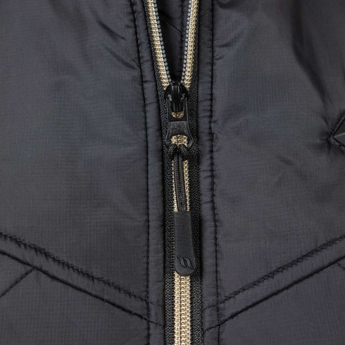 Back on Track Chaleco Calefactable Etna W's Negro