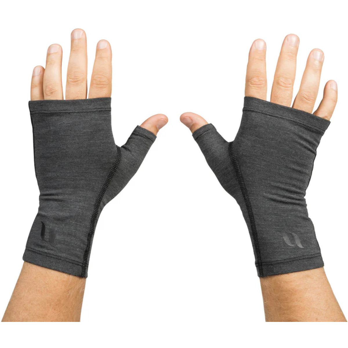 Back on Track Protectores de muñeca Mika Style Gris