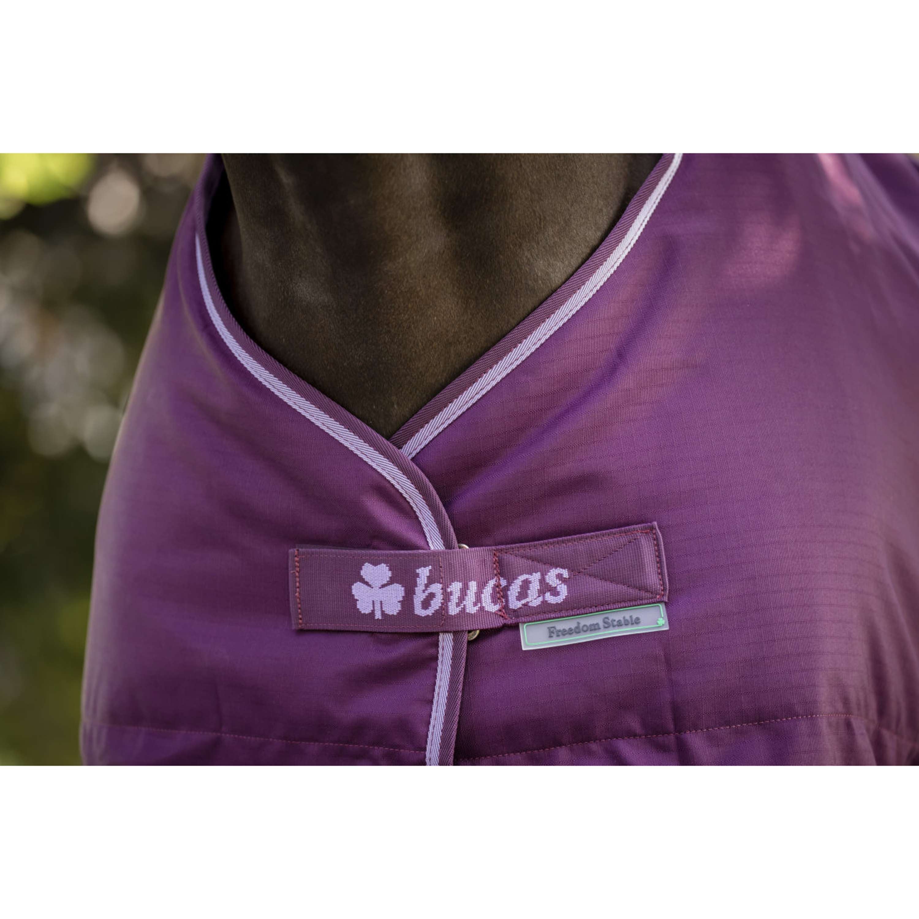 Bucas Freedom Manta de Cuadra 300g Blackberry