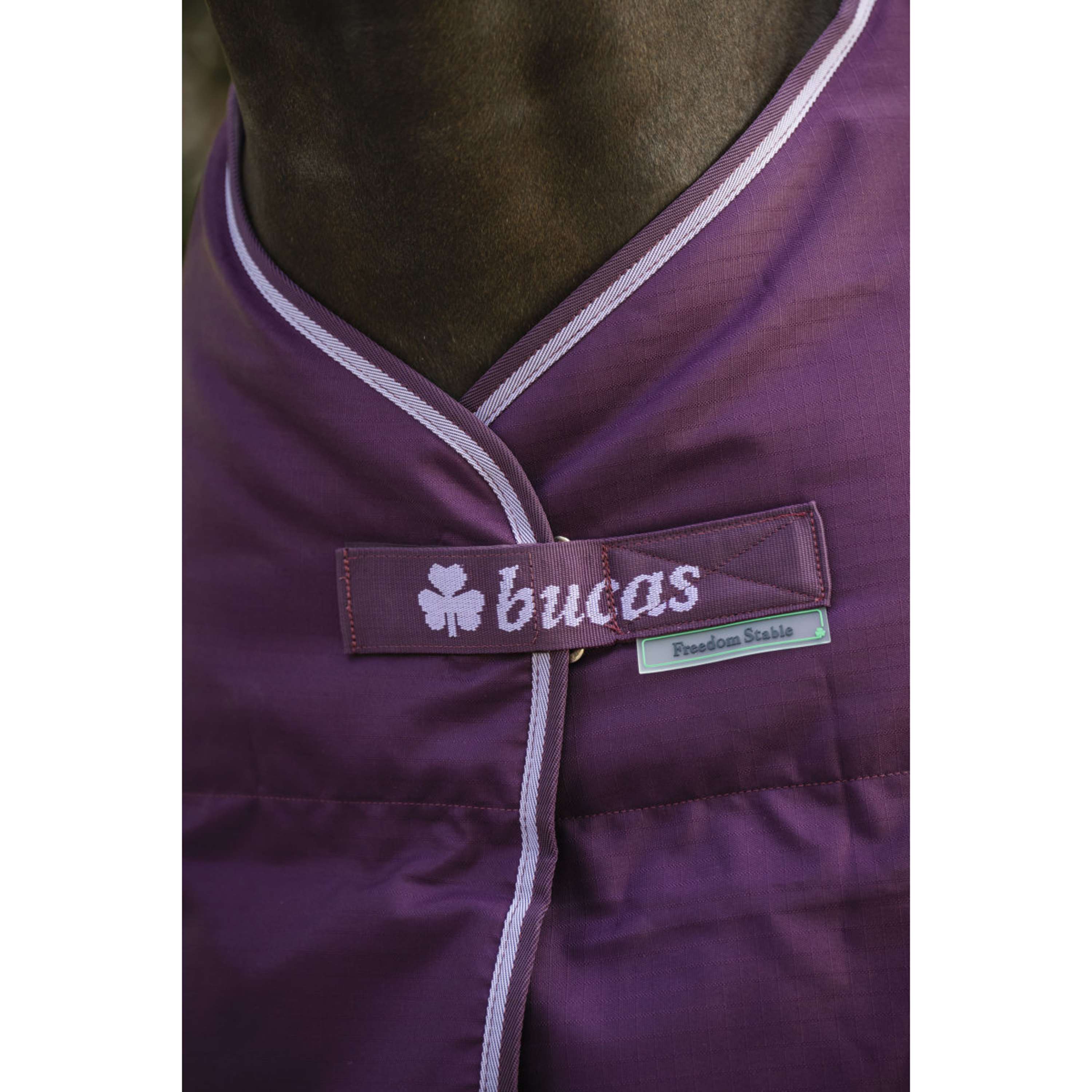 Bucas Freedom Manta de Cuadra 300g Blackberry