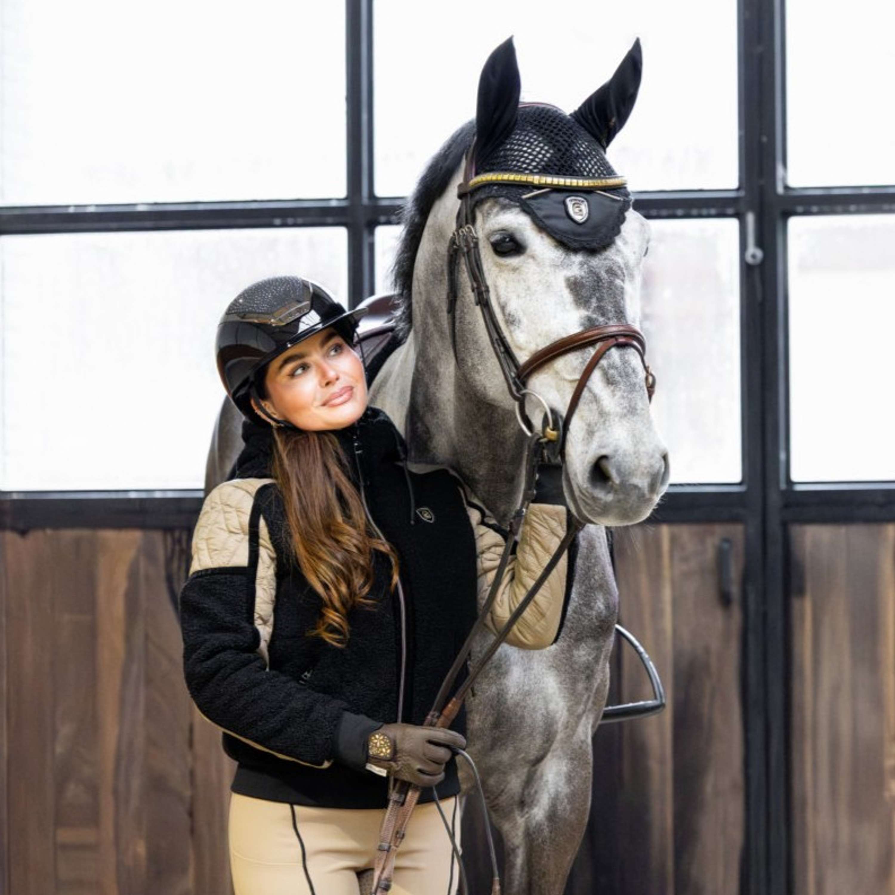 Cavallo Bonete para Orejas Cavalliza Negro