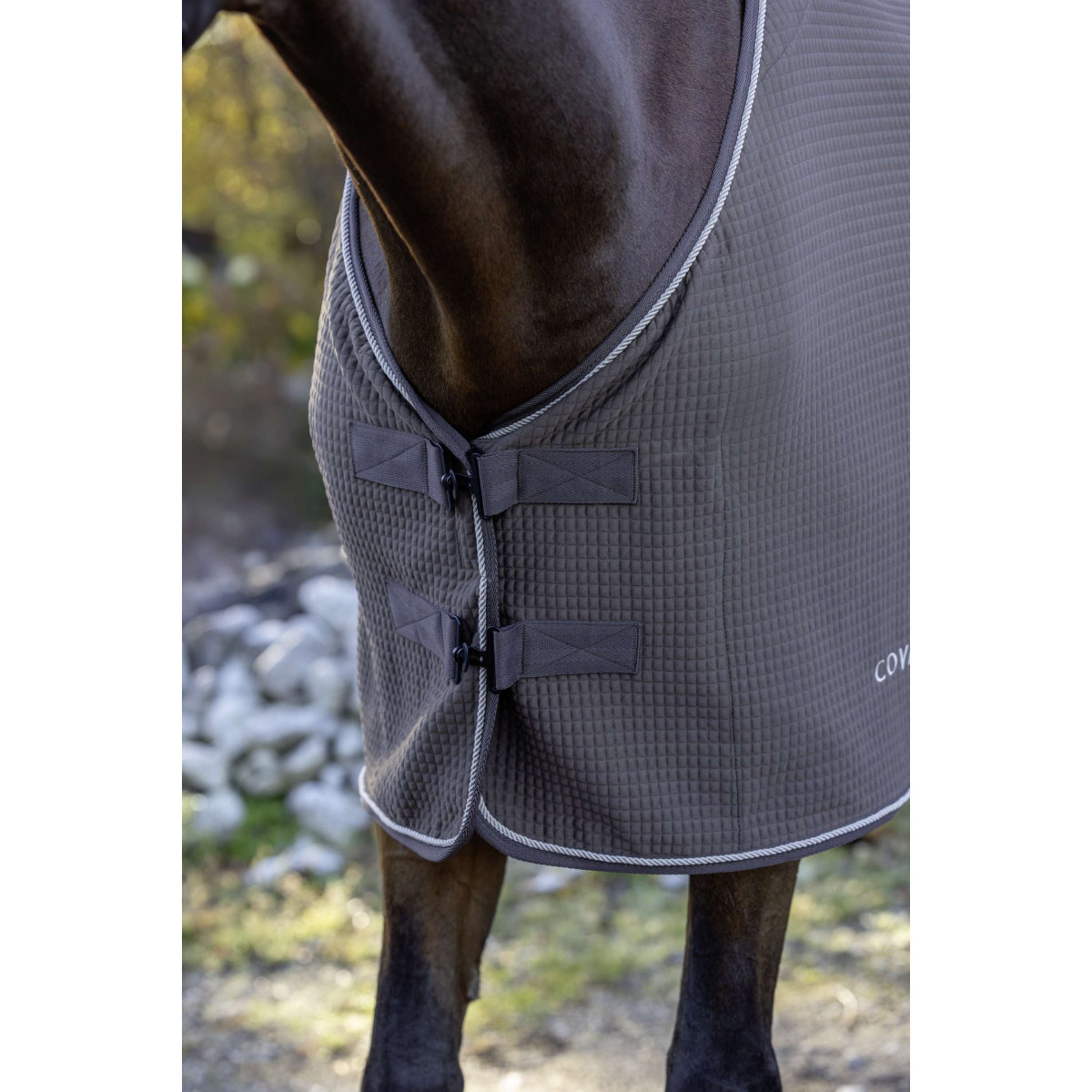 Covalliero Manta para el sudor Premium AW26 Milky Chocolate