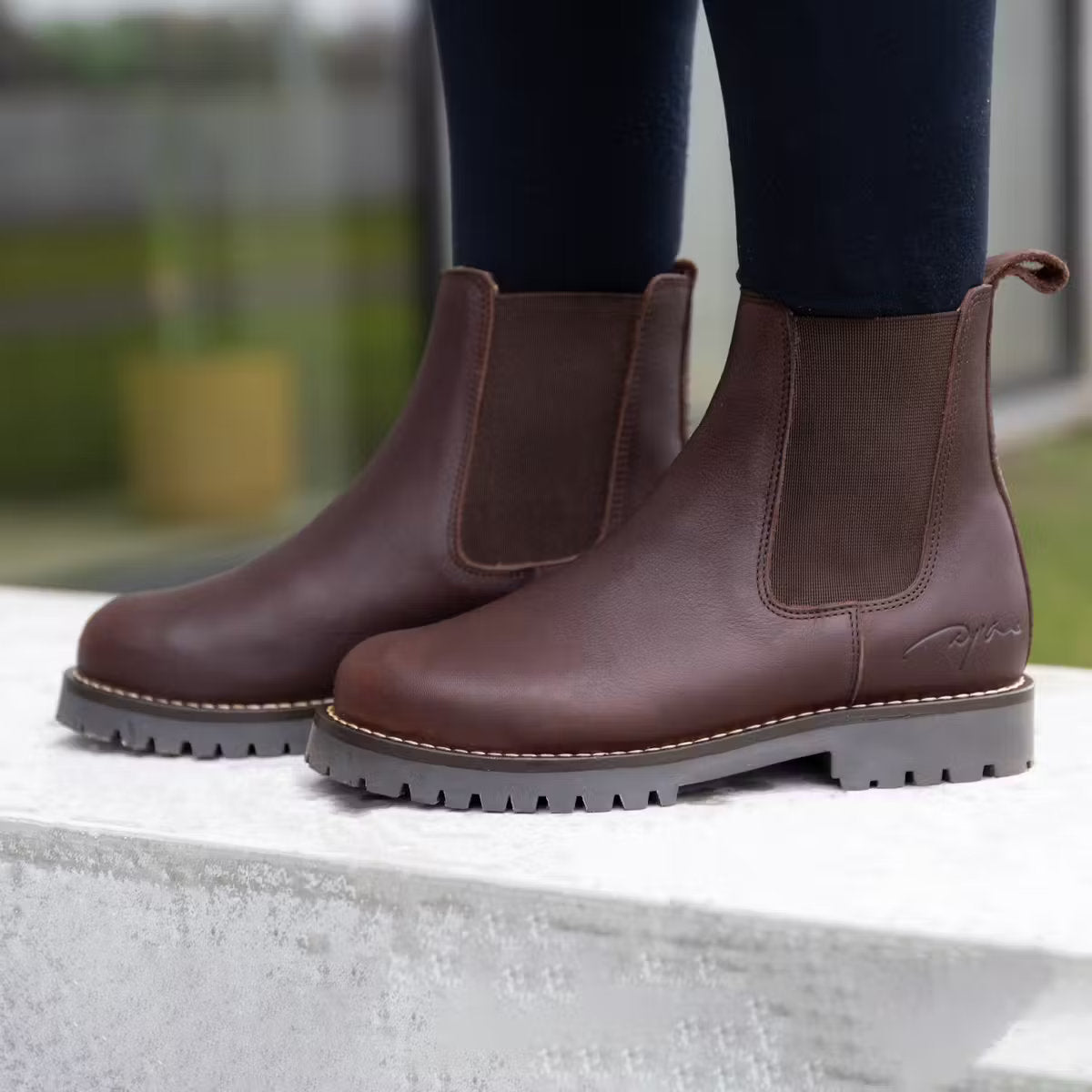 Dyon Chelsea Boots Marron