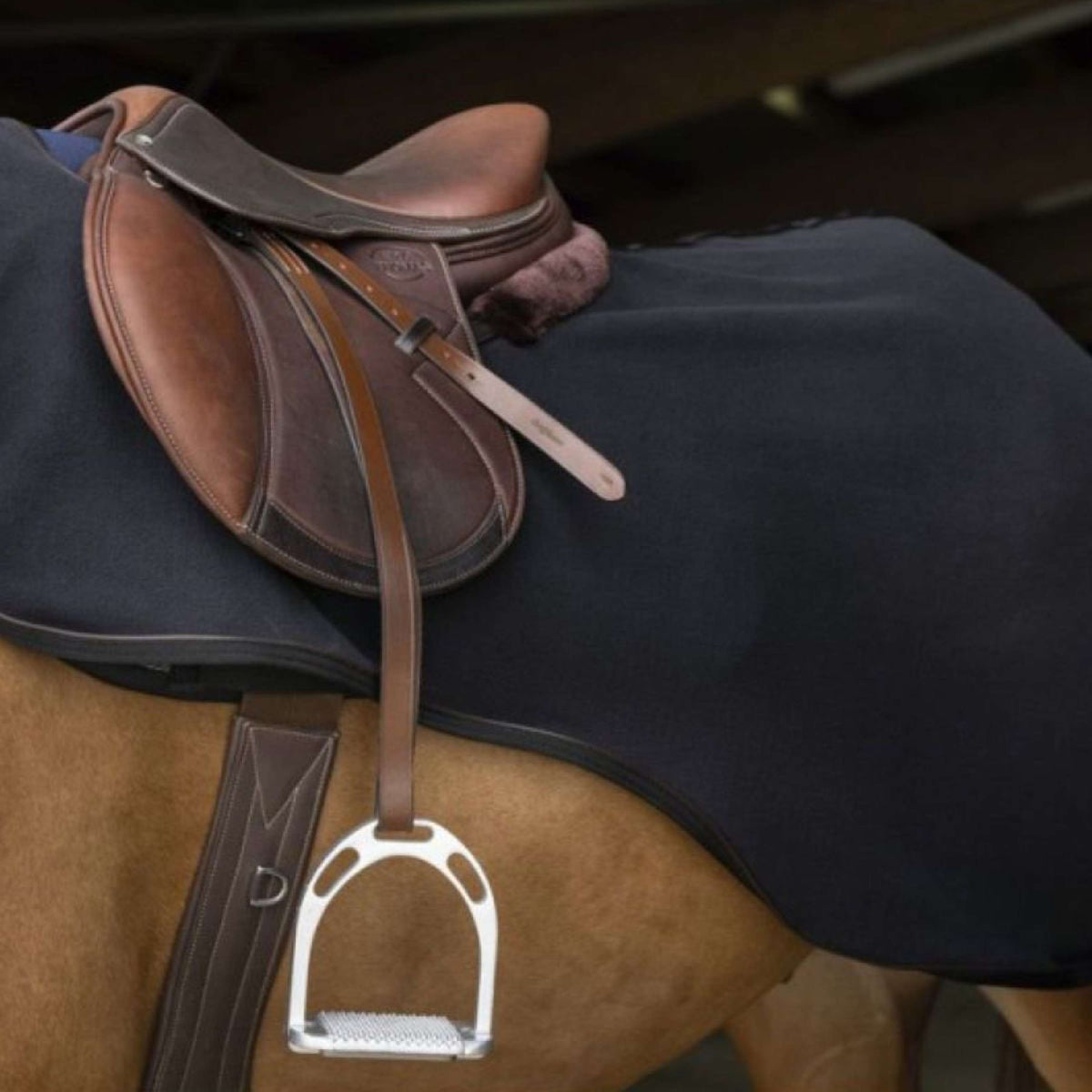 EQUITHÈME Manta de ejercicio Teddy Fleece Negro