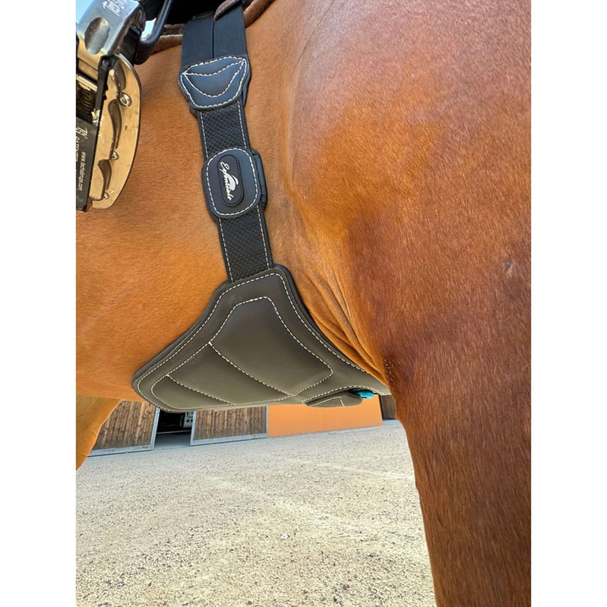eQuick Cincha de Salto Skyride Fluffy Negro