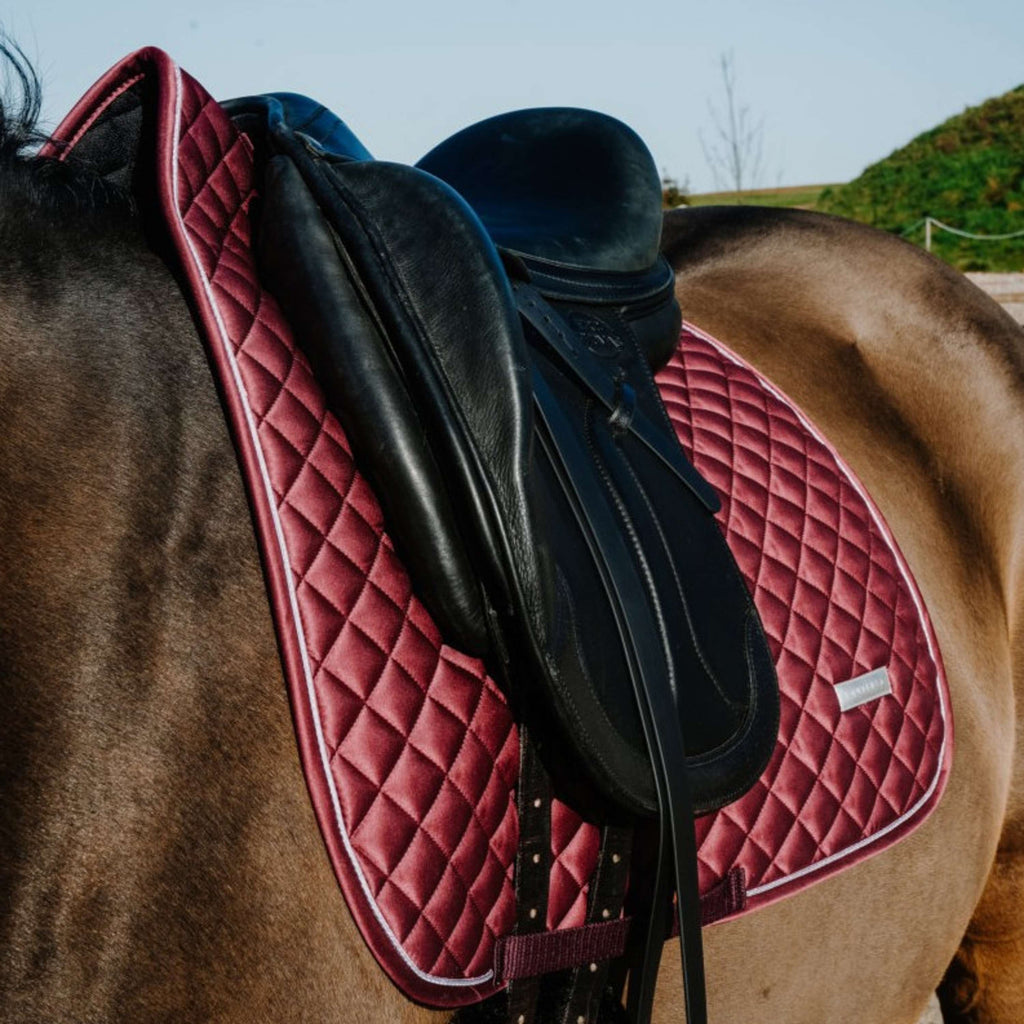 EQUITHÈME Mantilla Nacre Doma clásica Bordeaux
