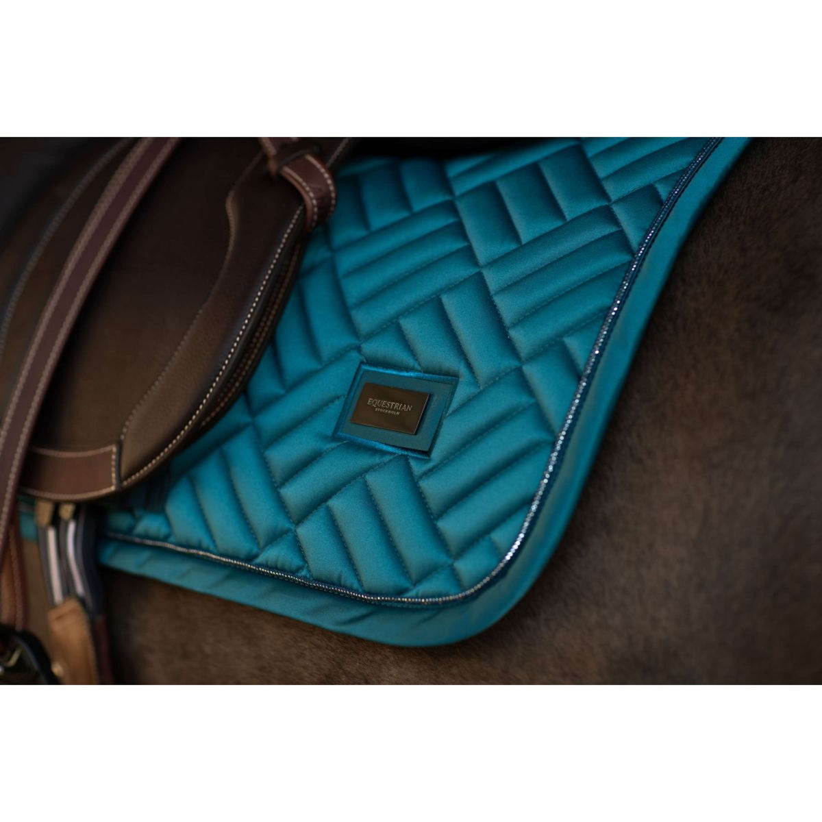 Equestrian Stockholm Mantilla Modern saltando Teal Blue