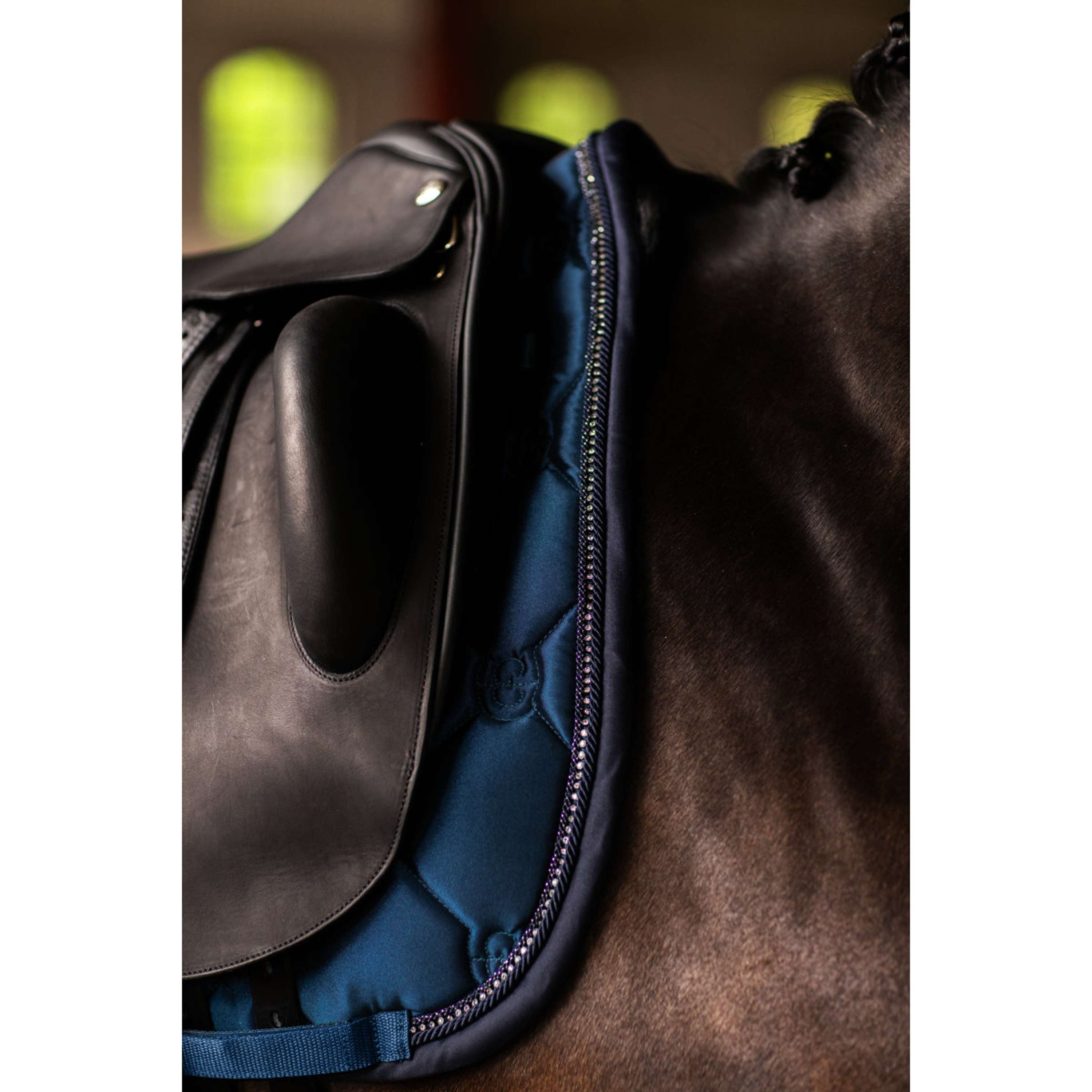 Equestrian Stockholm Mantilla Crystal Shine Doma Clásica Blue Meadow