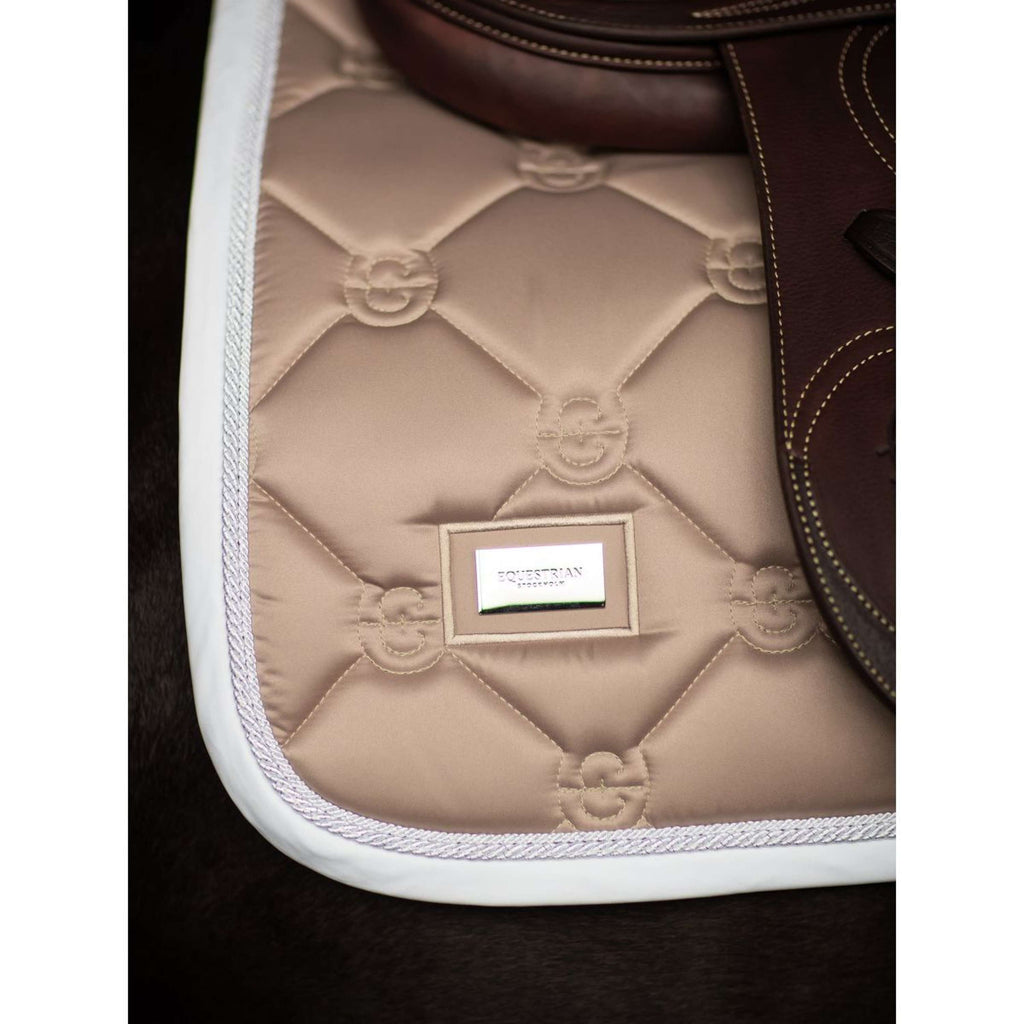 Equestrian Stockholm Mantilla saltando Sand