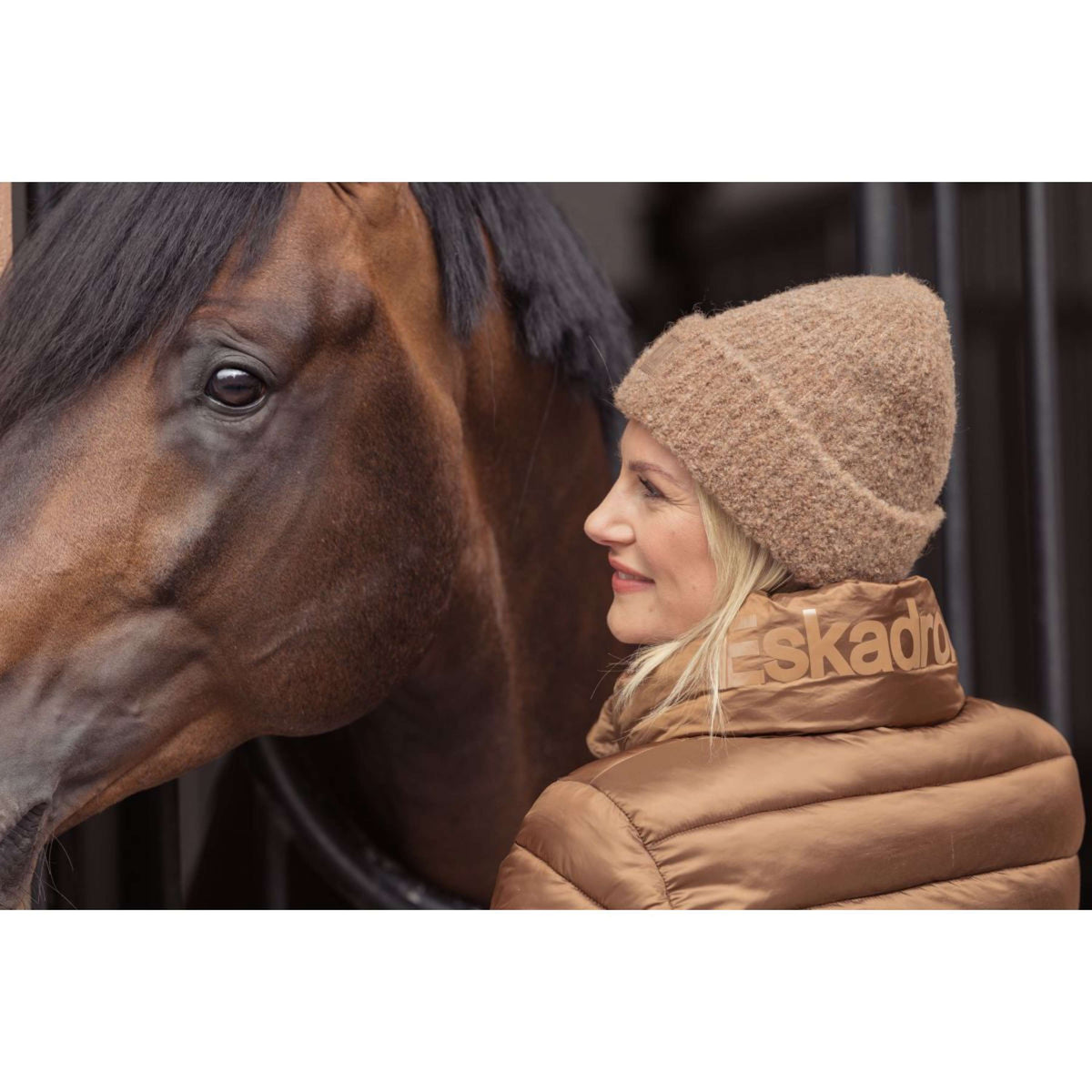 Eskadron Gorro Fanatics Cognac