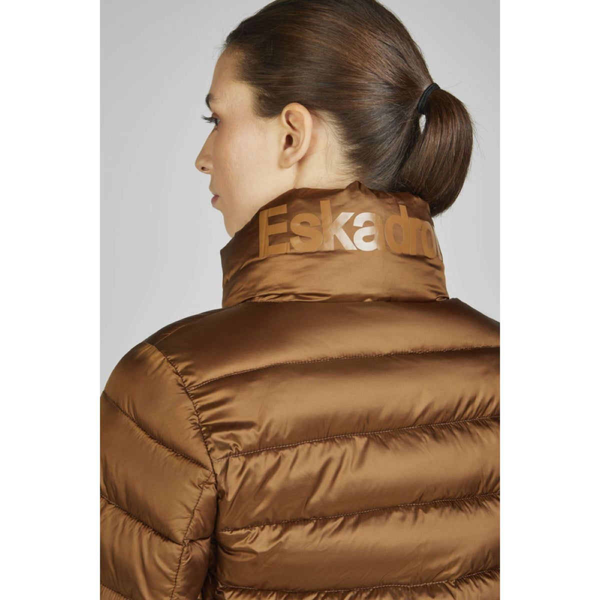 Eskadron Chaqueta Fanatics Almond