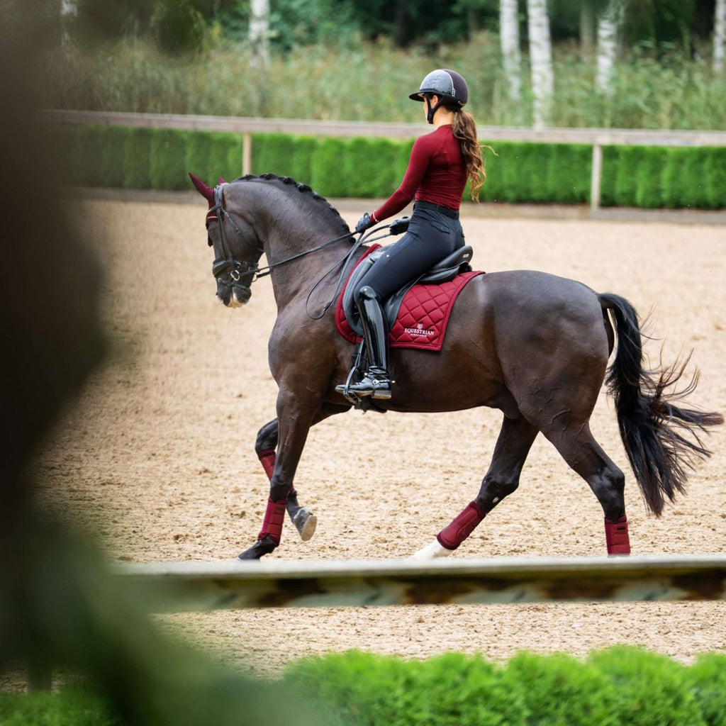 Equestrian Stockholm Mantilla Line Doma clásica Bordeaux