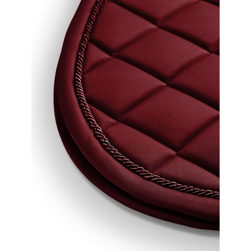 Equestrian Stockholm Mantilla Line saltando Bordeaux