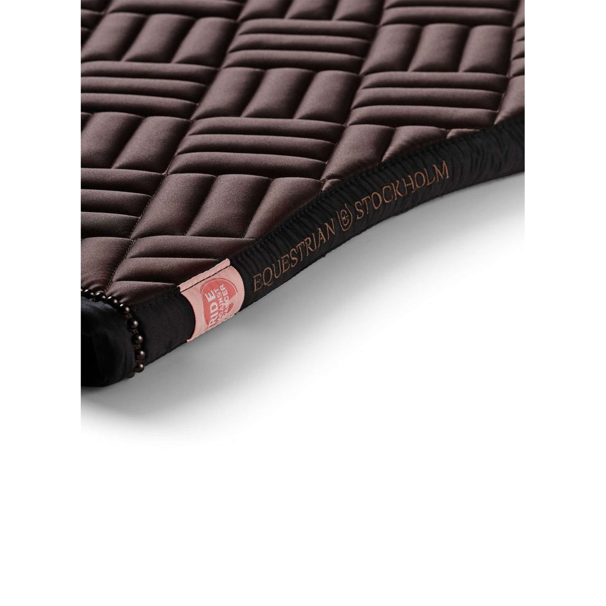 Equestrian Stockholm Mantilla Modern saltando Modern Mocha