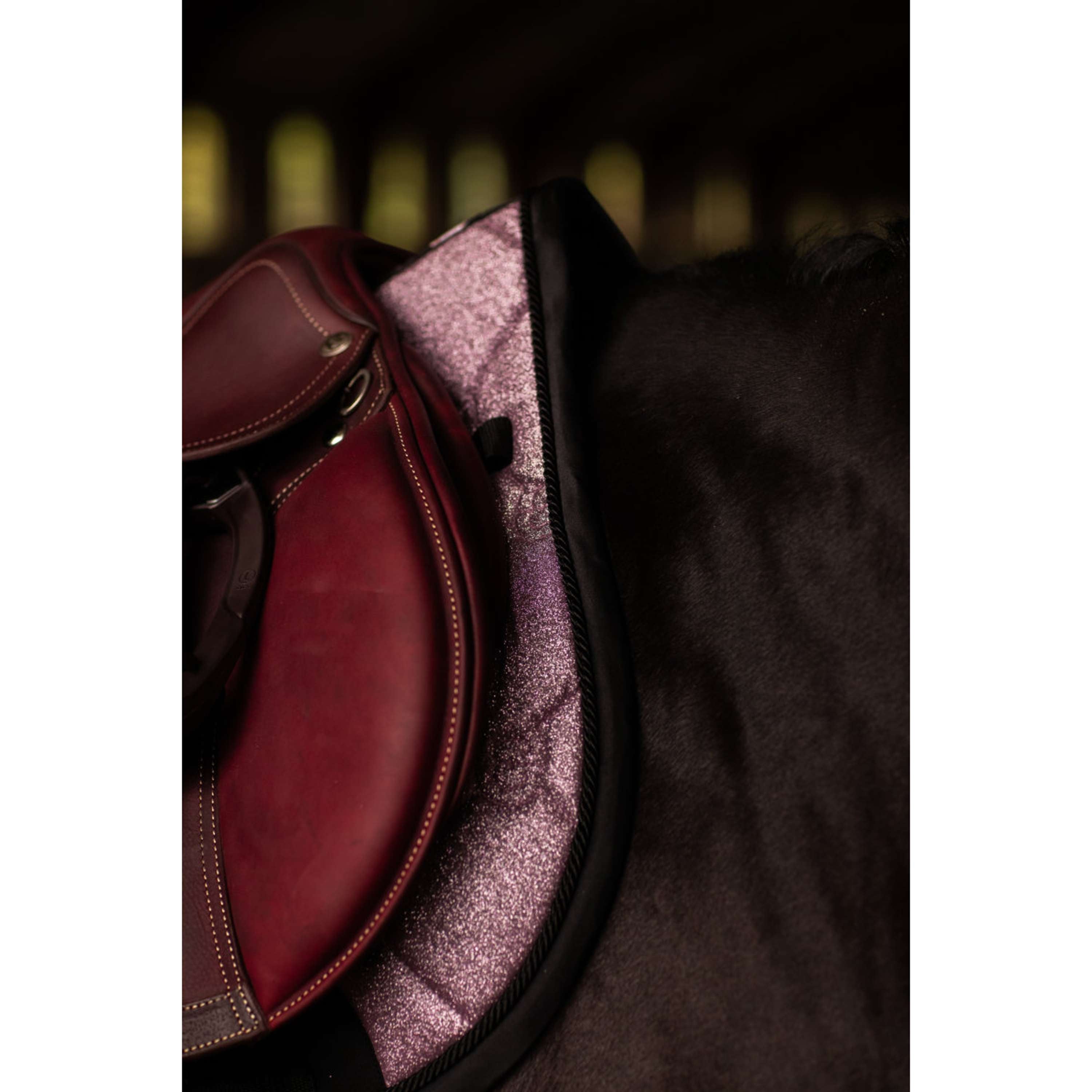 Equestrian Stockholm Mantilla Saltando Pink Glimmer
