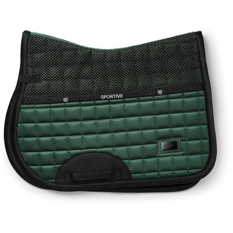 Equestrian Stockholm Mantilla Sportive saltando Sycamore Green