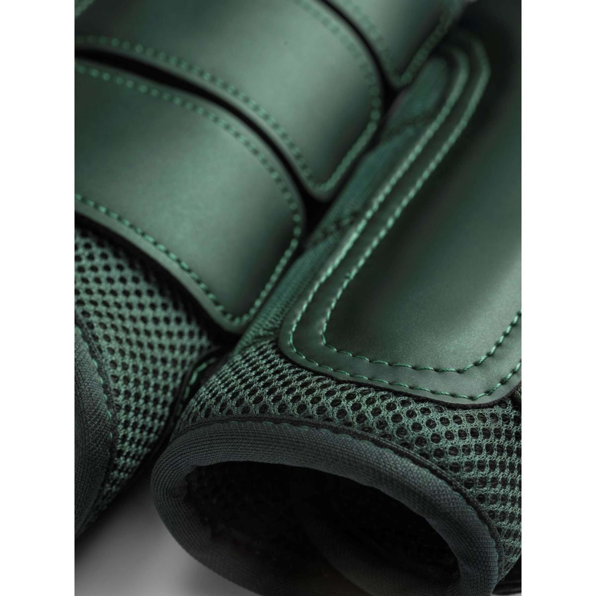 Equestrian Stockholm Protectores de piernas Classic Mesh Sycamore Green