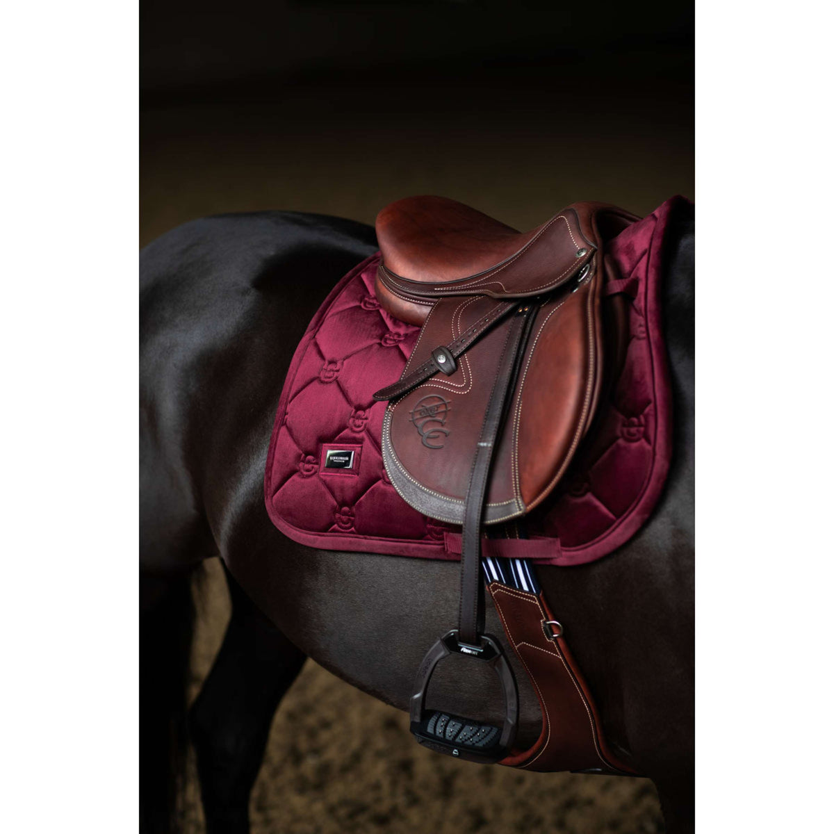 Equestrian Stockholm Mantilla Velvet Saltando Merlot