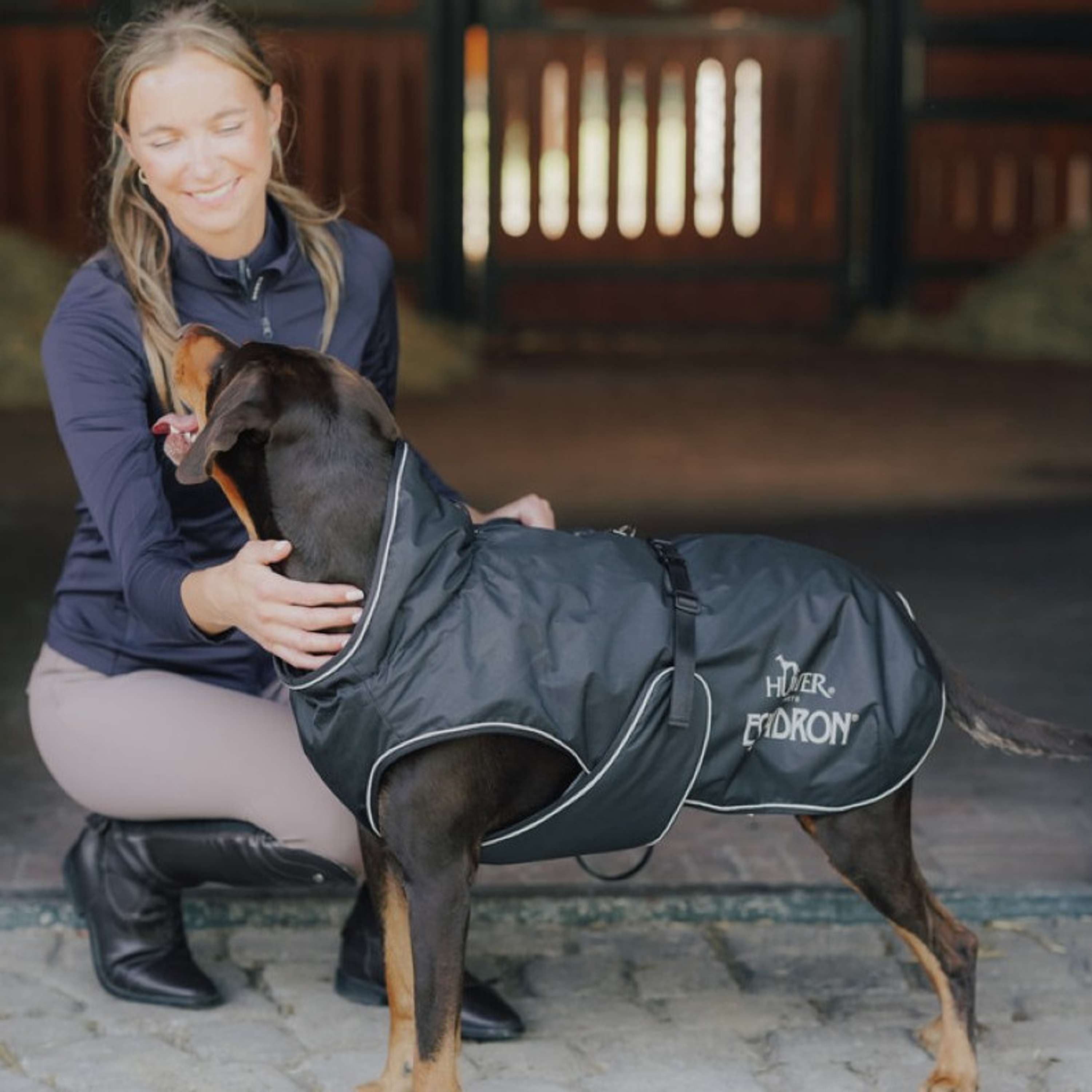 Hunter x Eskadron Abrigo de invierno para perro Vario Negro