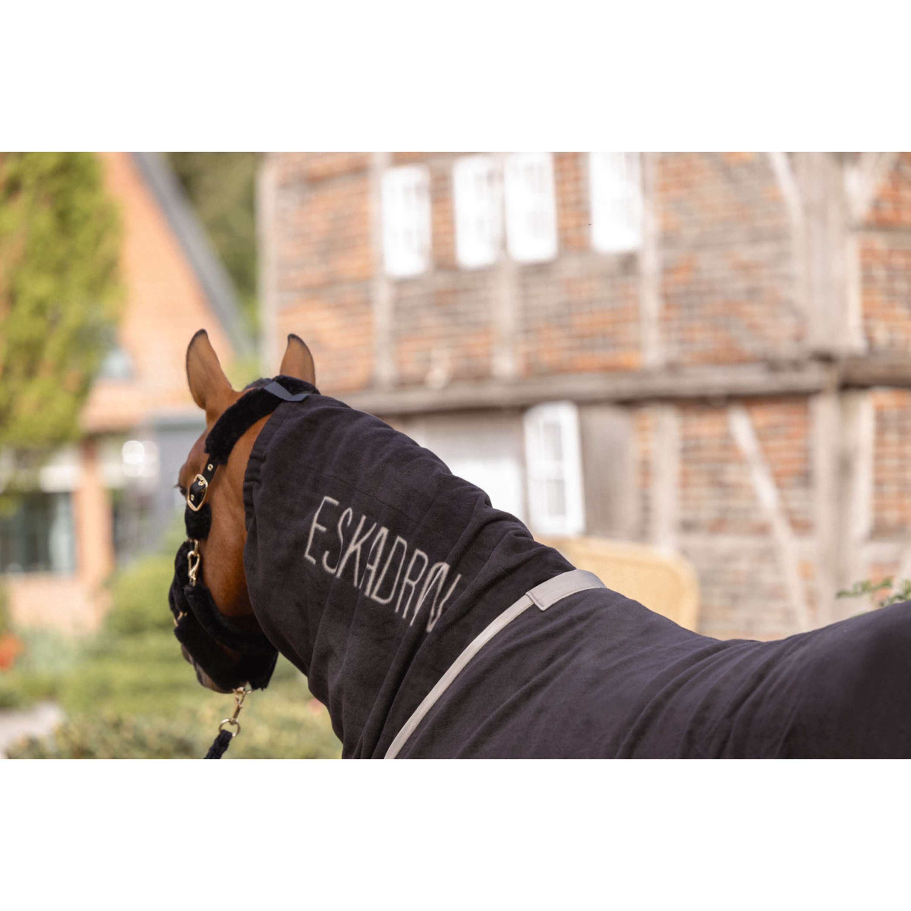 Eskadron Cabestro Heritage Faux Fur Complete Dp Negro