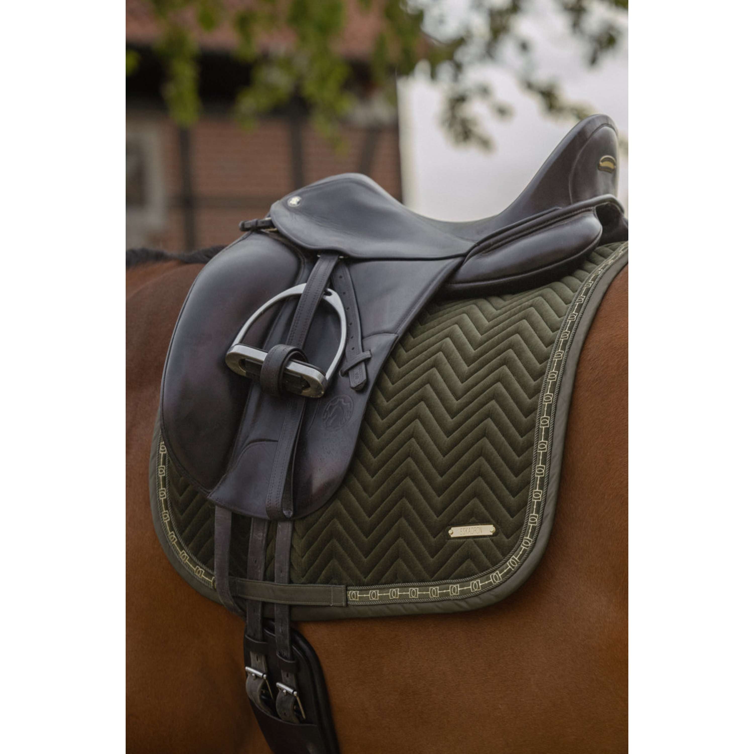 Eskadron Mantilla Heritage Velvet Doma Clásica Deep Moss