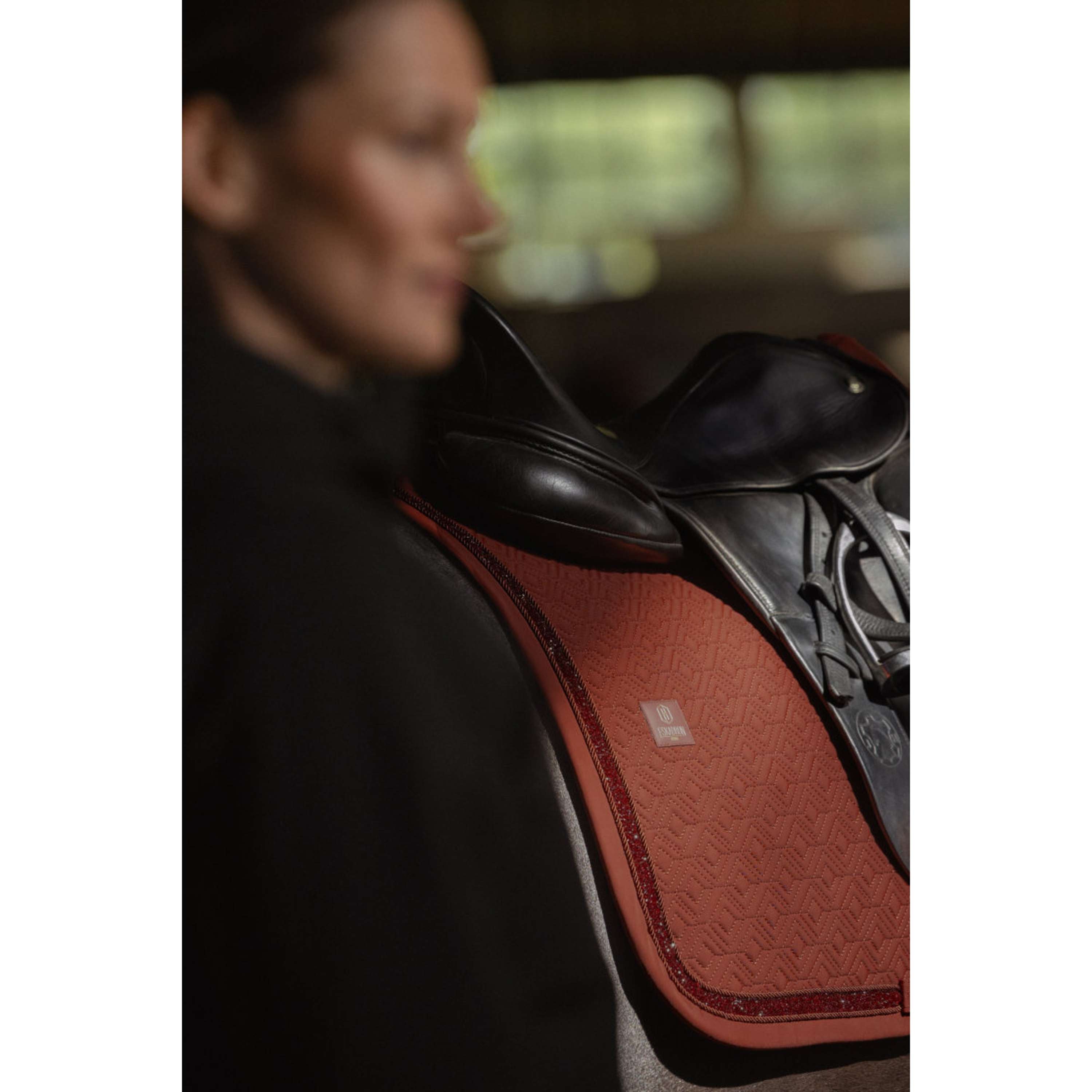 Eskadron Mantilla Heritage Pro Soft Jewel Doma Clásica Merlot