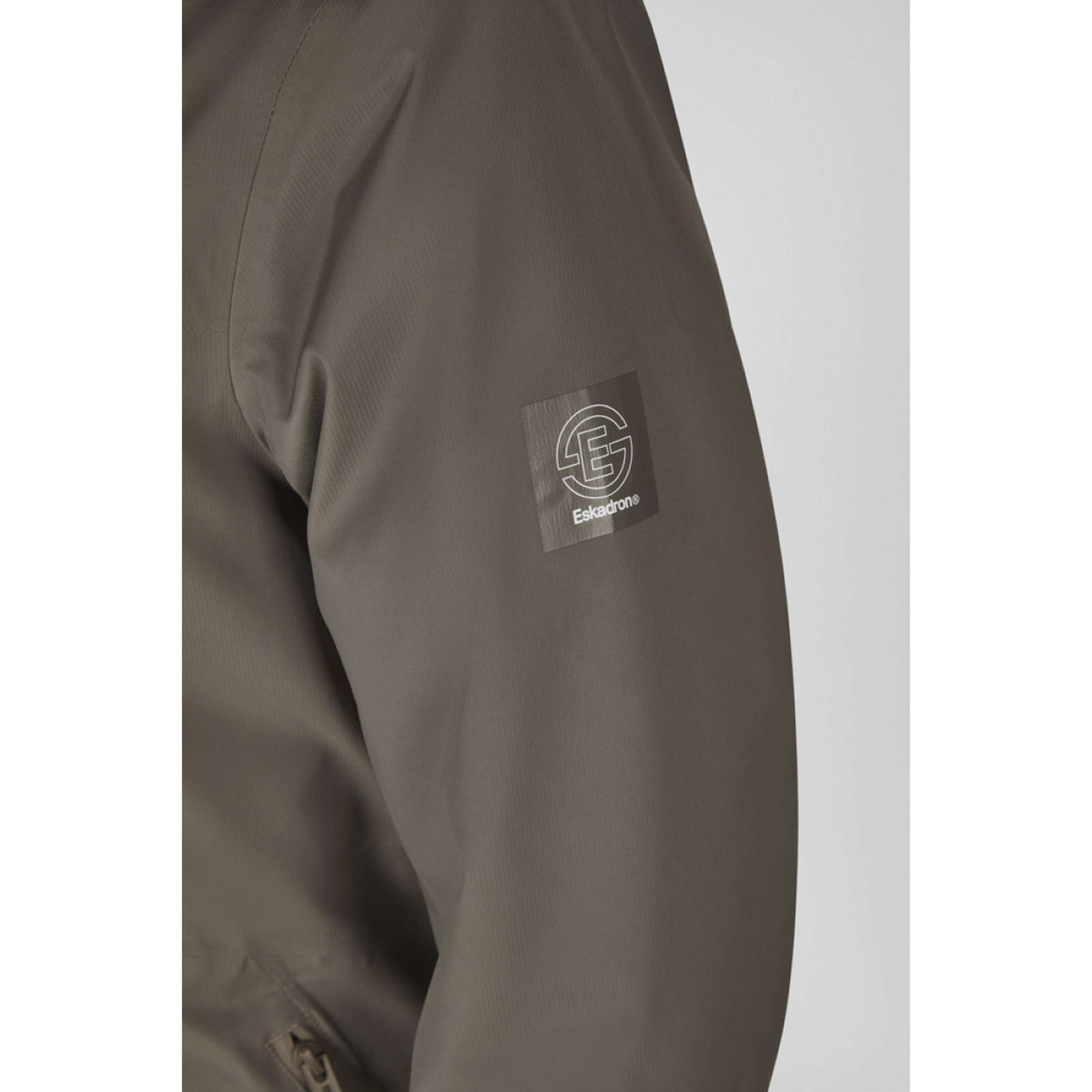 Eskadron Chaqueta Dynamics Waterproof Powdertaupe
