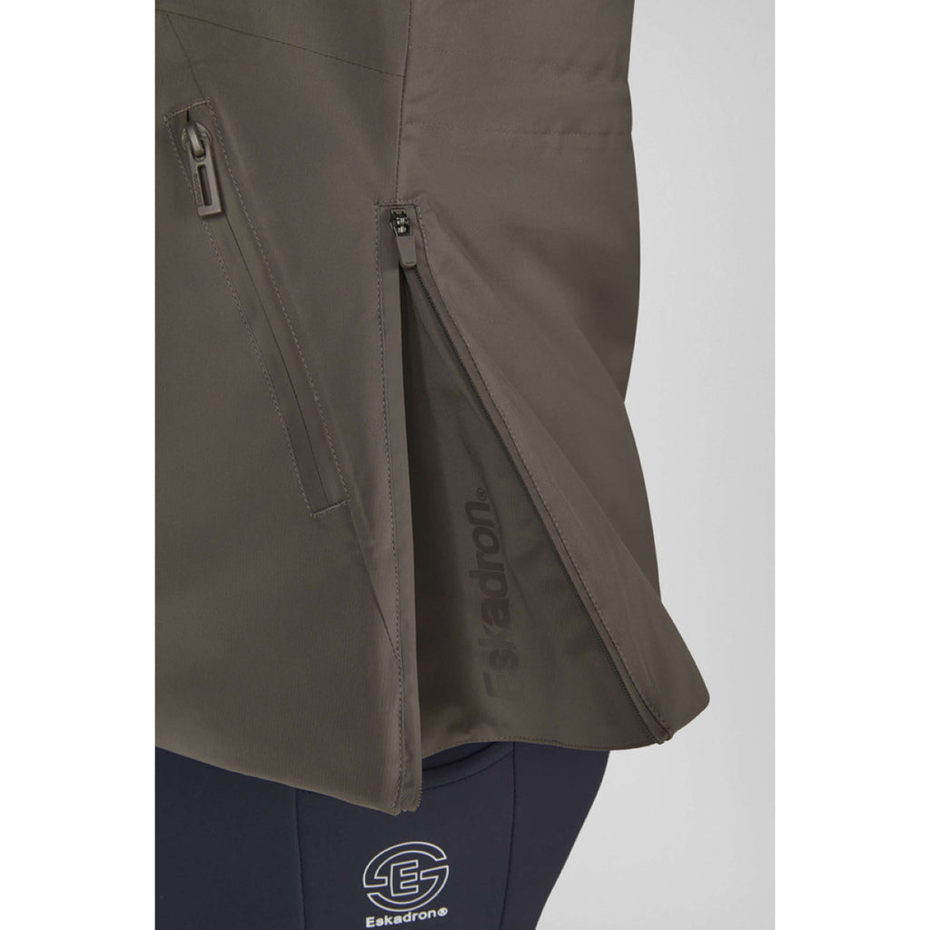 Eskadron Chaqueta Dynamics Waterproof Powdertaupe