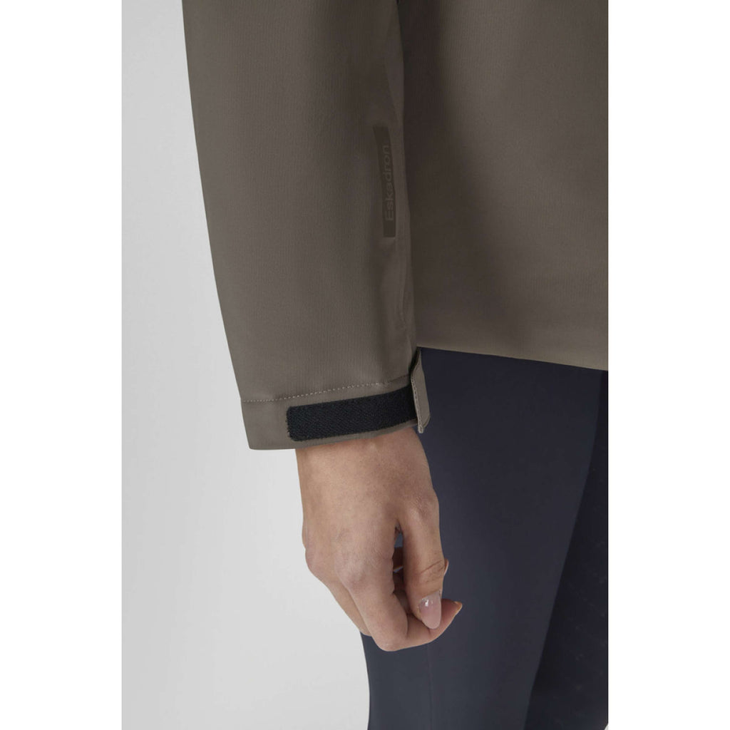 Eskadron Chaqueta Dynamics Waterproof Powdertaupe