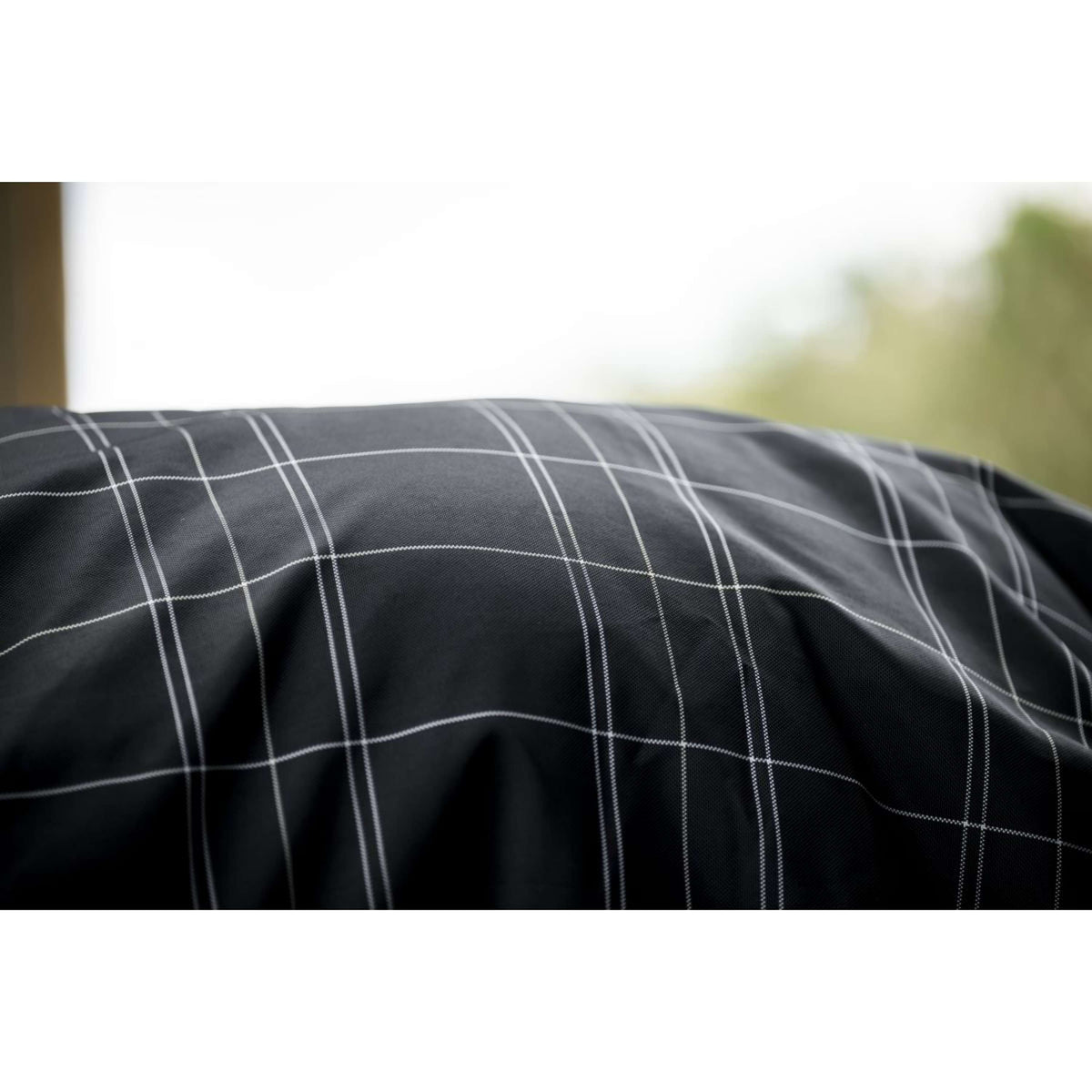 Rhino Wug Turnout 250g Varilayer Black/Grey/White Check/Gray