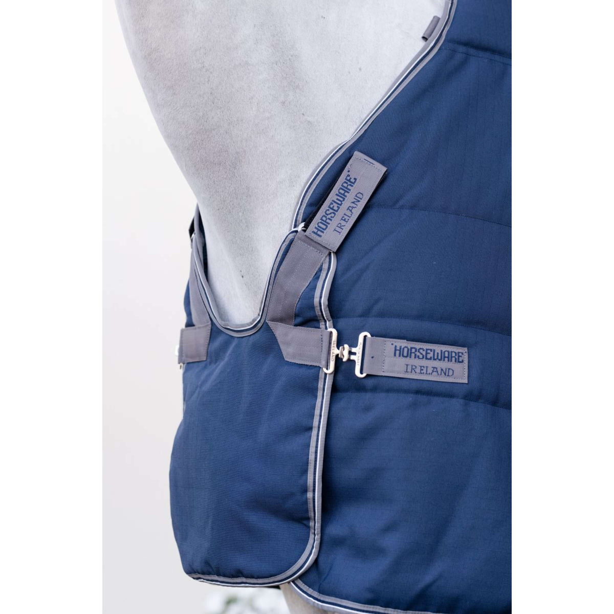 Rambo Optimo Manta de Establo Plus 400g Navy/Thunderstorm Grey/Silver