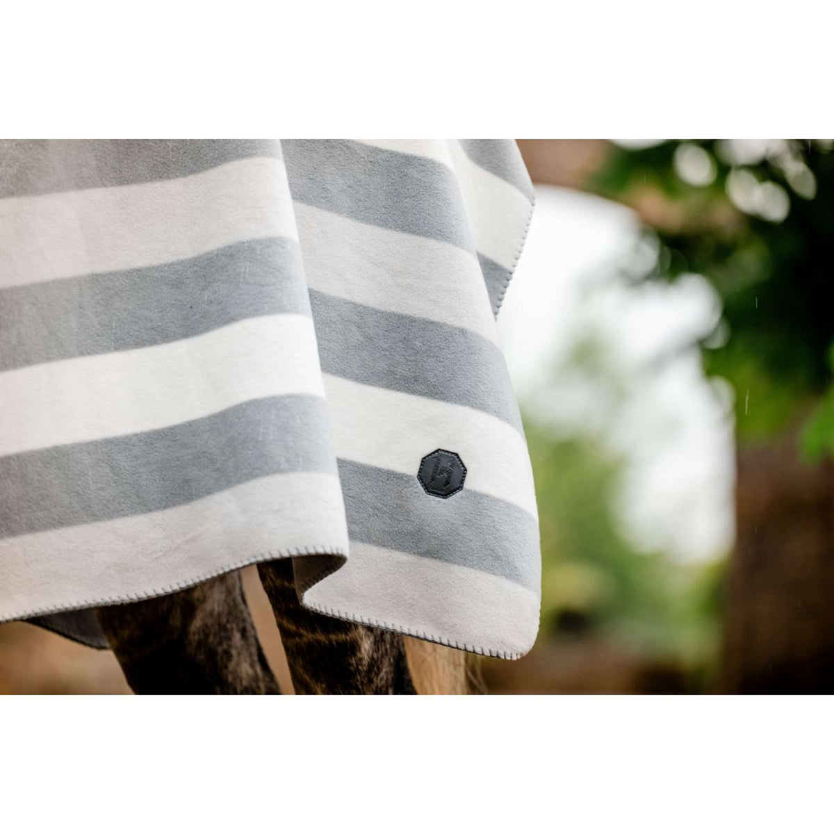 Horseware Manta de Forro Polar Newmarket Witney Charcoal