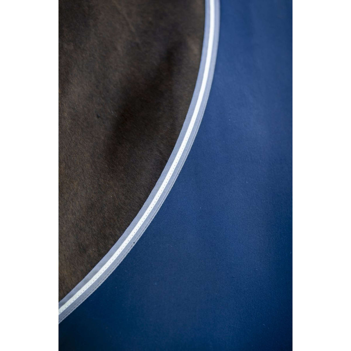 Amigo Jersey Cooler Marino/Gris Titanio/Plateado