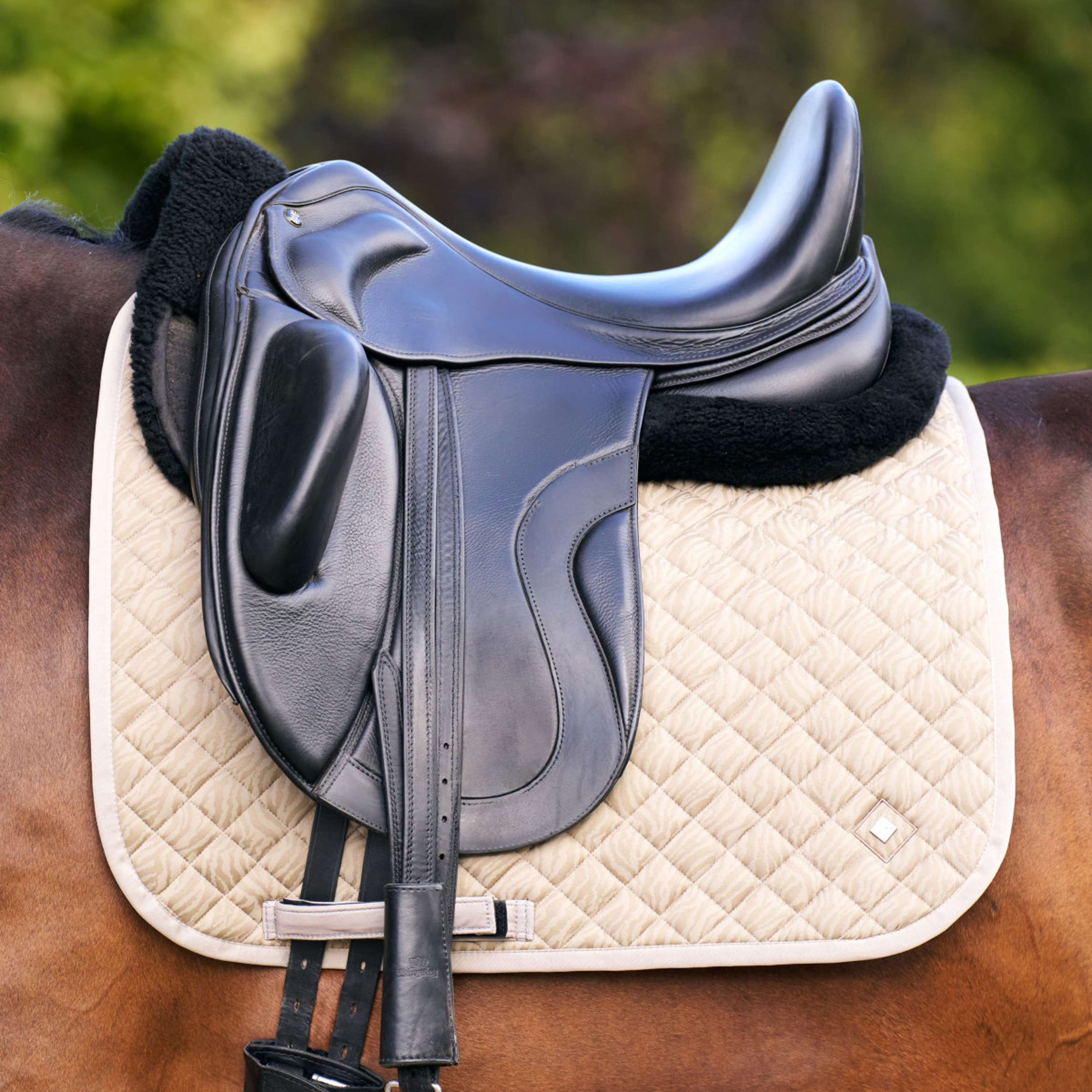 Imperial Riding Mantilla IRHPenny Doma clásica Zebra AOP